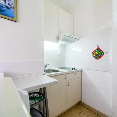 Stela * Zablaće